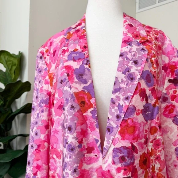 Pink floral blazer - Picture 8 of 15